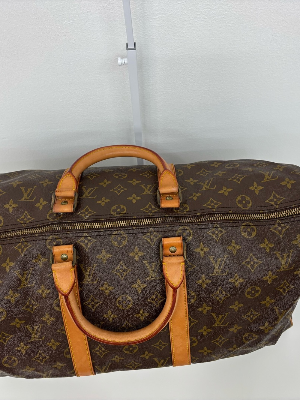 Authentic Vintage Louis Vuitton Keepall 50 Monogram Travel Duffle Bag - Picture 2 of 9